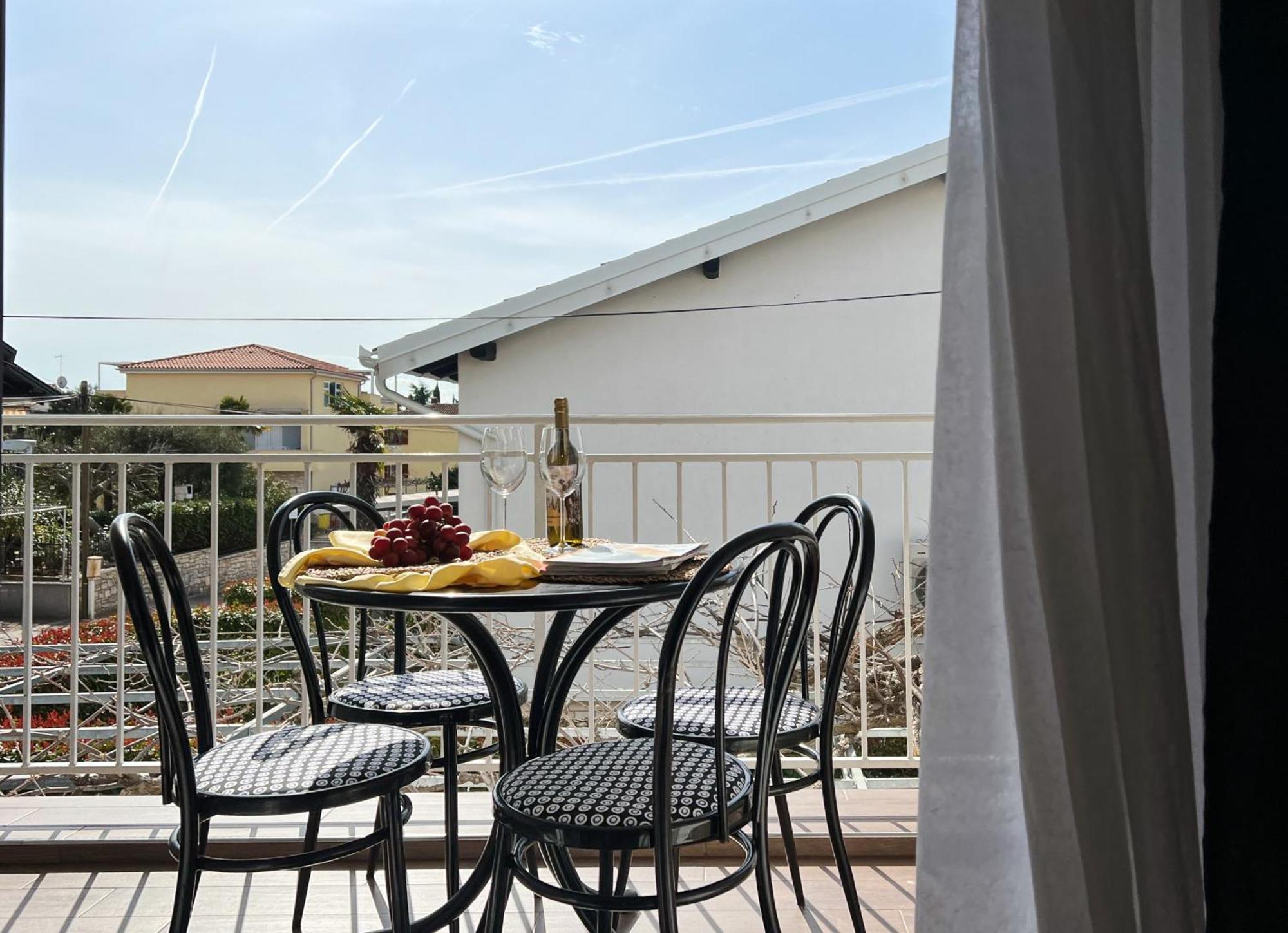 Apartments Teodora Maria Novigrad  Bagian luar foto