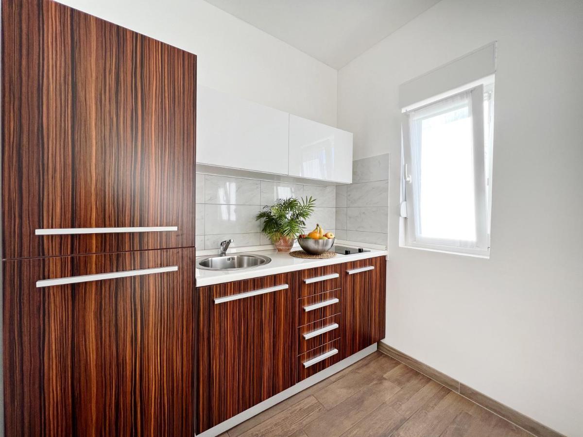 Apartments Teodora Maria Novigrad  Bagian luar foto