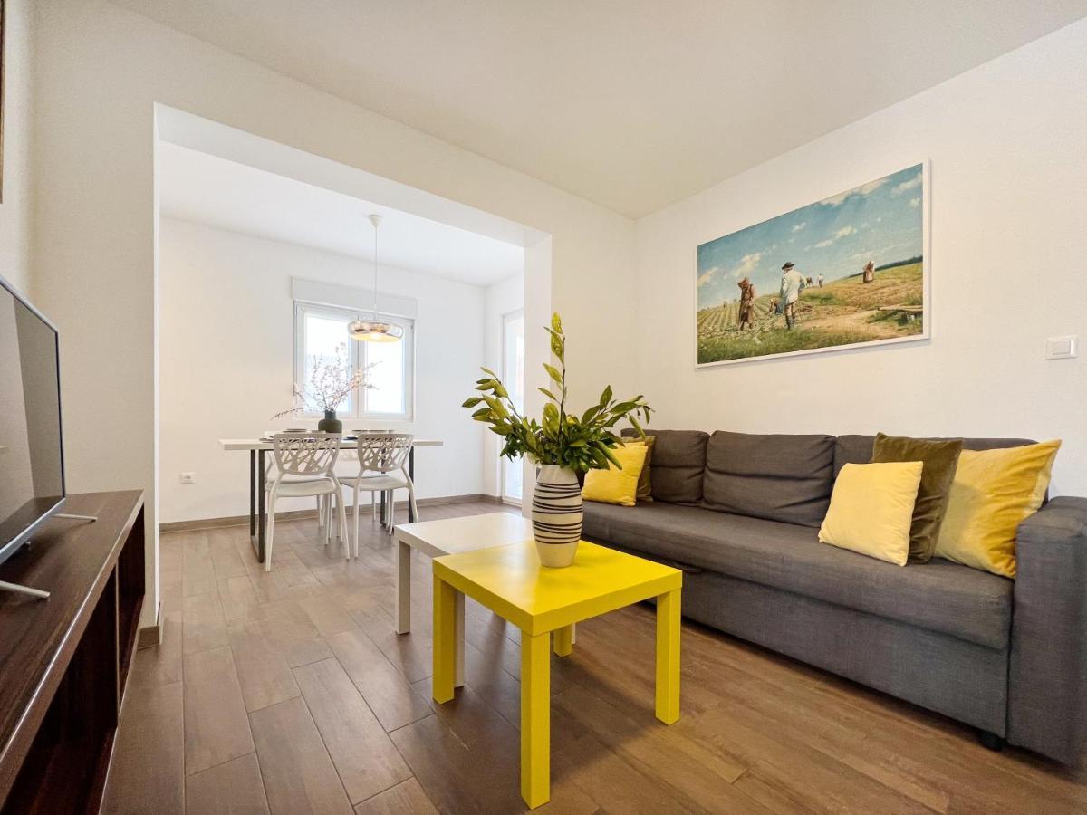 Apartments Teodora Maria Novigrad  Bagian luar foto
