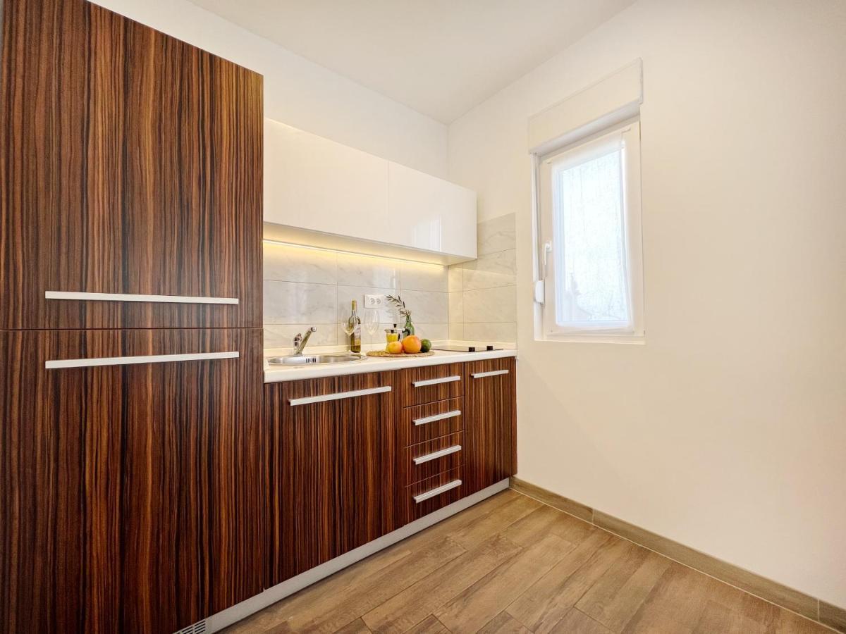Apartments Teodora Maria Novigrad  Bagian luar foto