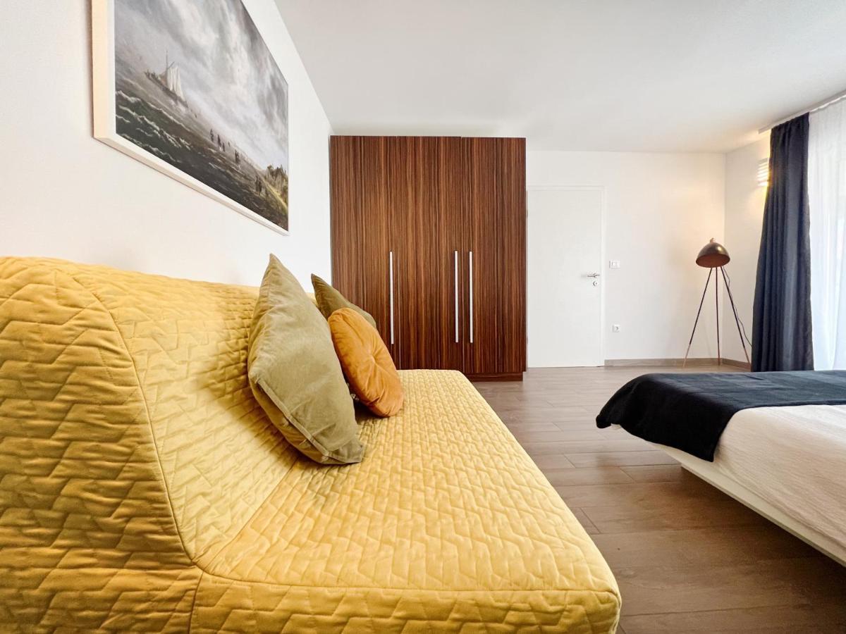Apartments Teodora Maria Novigrad  Bagian luar foto