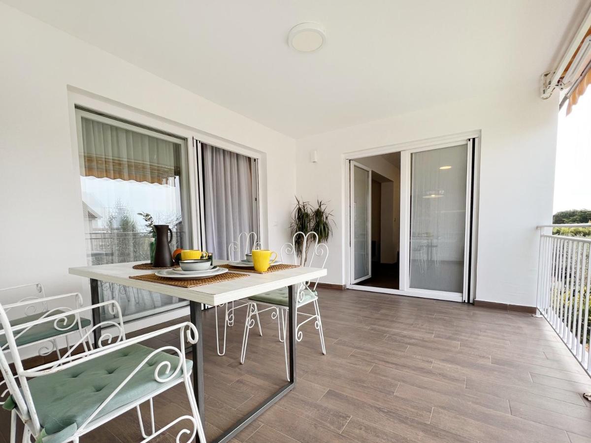 Apartments Teodora Maria Novigrad  Bagian luar foto